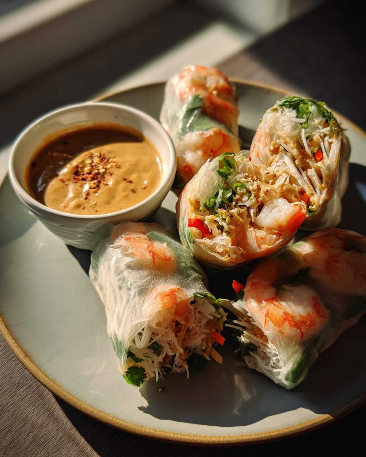 Vietnamese Summer Rolls with Peanut Dipping Sauce - detail 1
