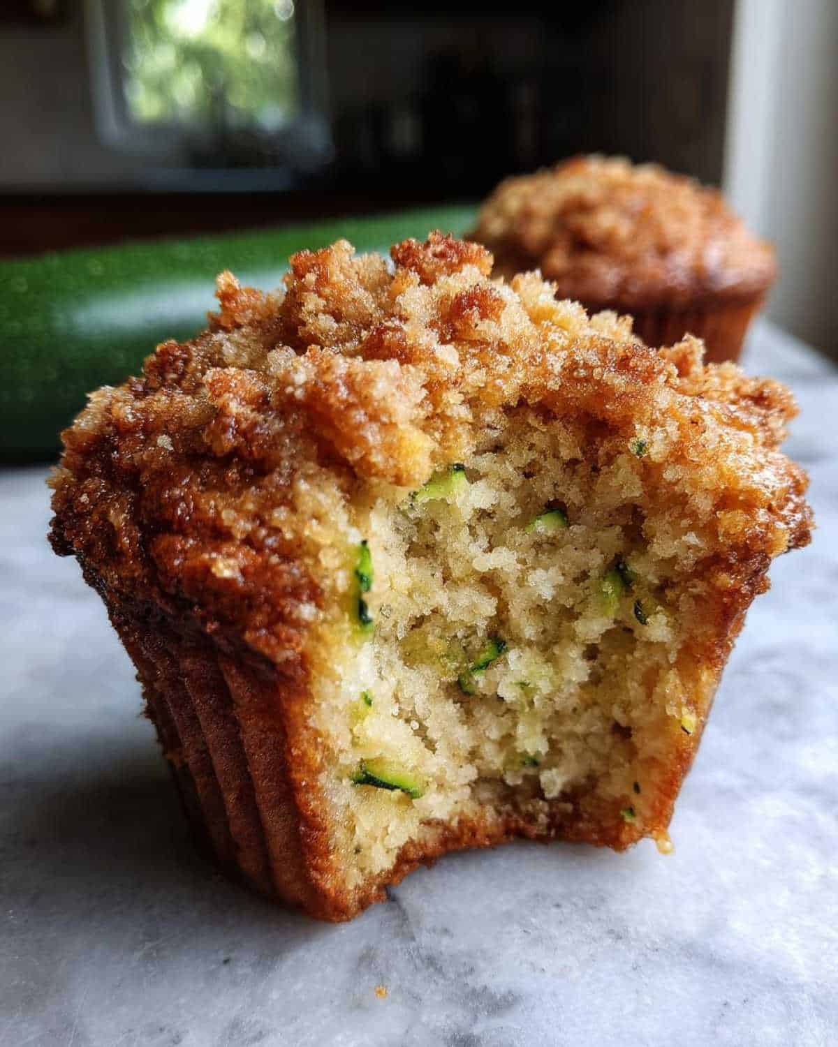 Zucchini Streusel Muffins - detail 1