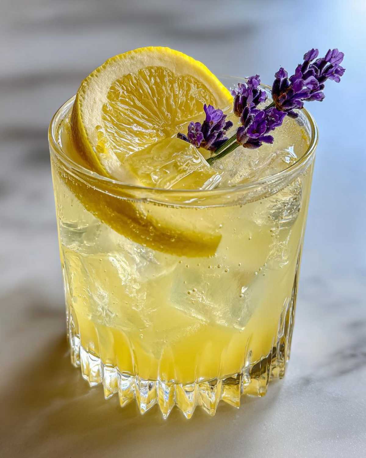 Honey Lavender Lemonade - detail 2