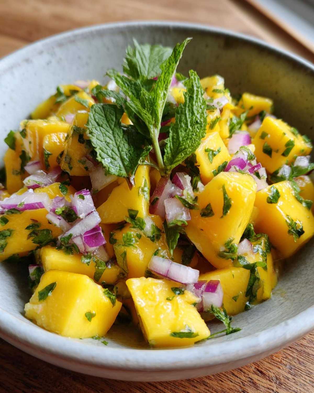 Mango Mango Salad - detail 2