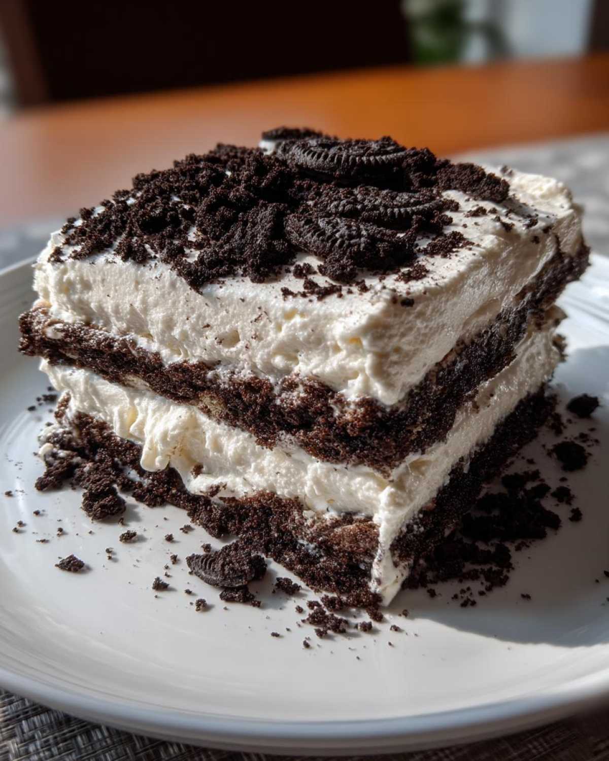 Layered Oreo Icebox Cake (No-Bake) - detail 2