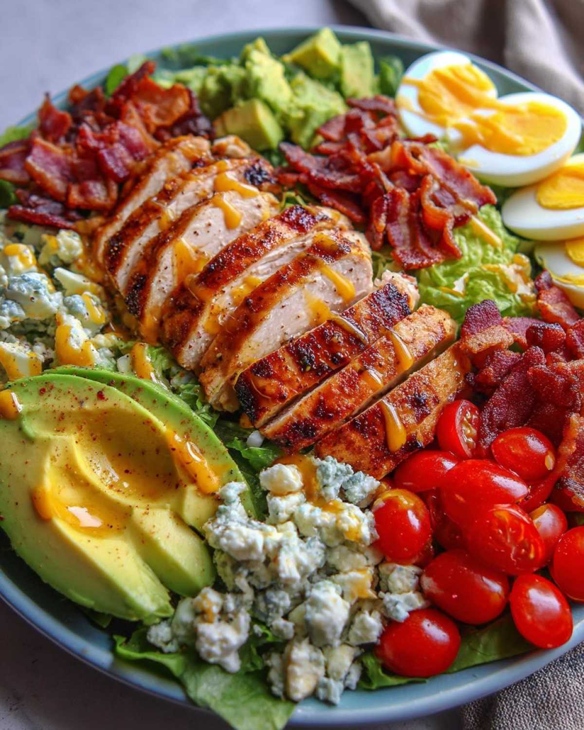 Classic Cobb Salad with Grilled Chicken - detail 2