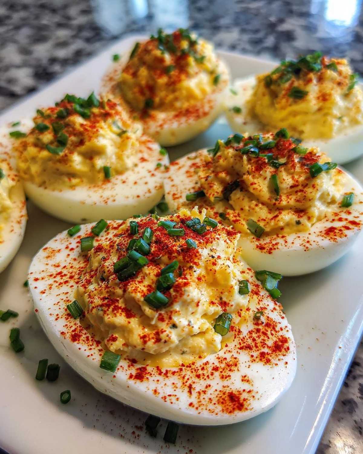 Keto deviled eggs - detail 2