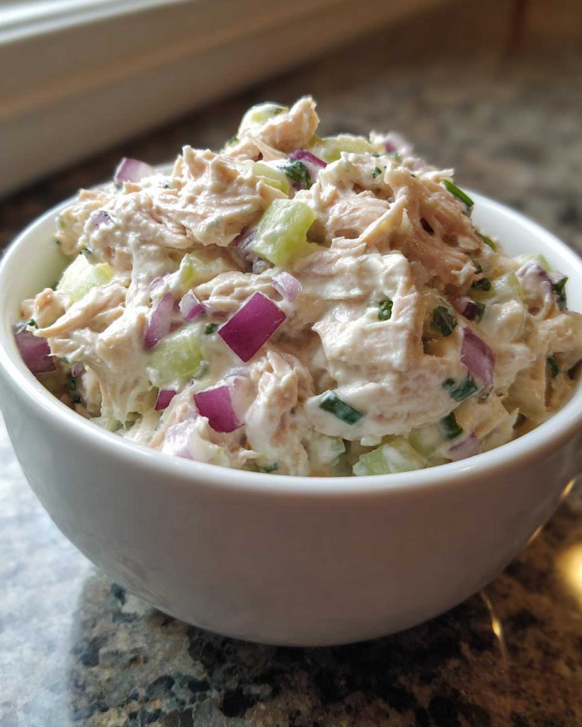 Greek yogurt tuna salad - detail 1