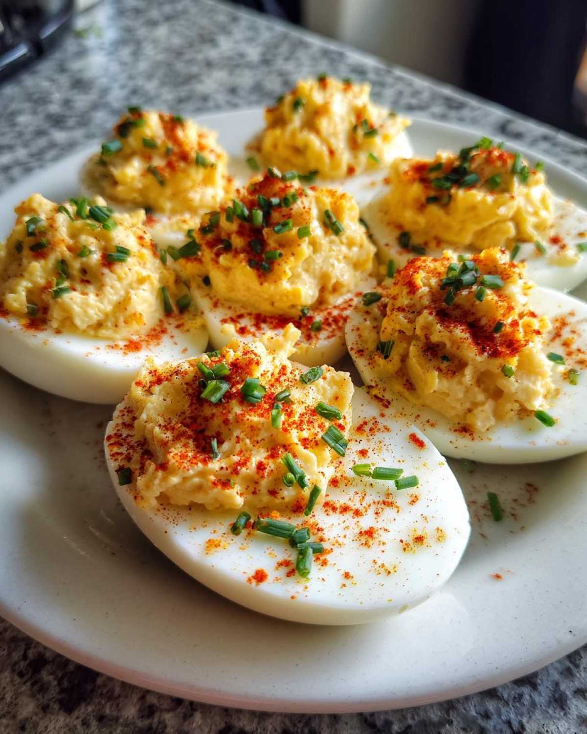 Keto deviled eggs - detail 4