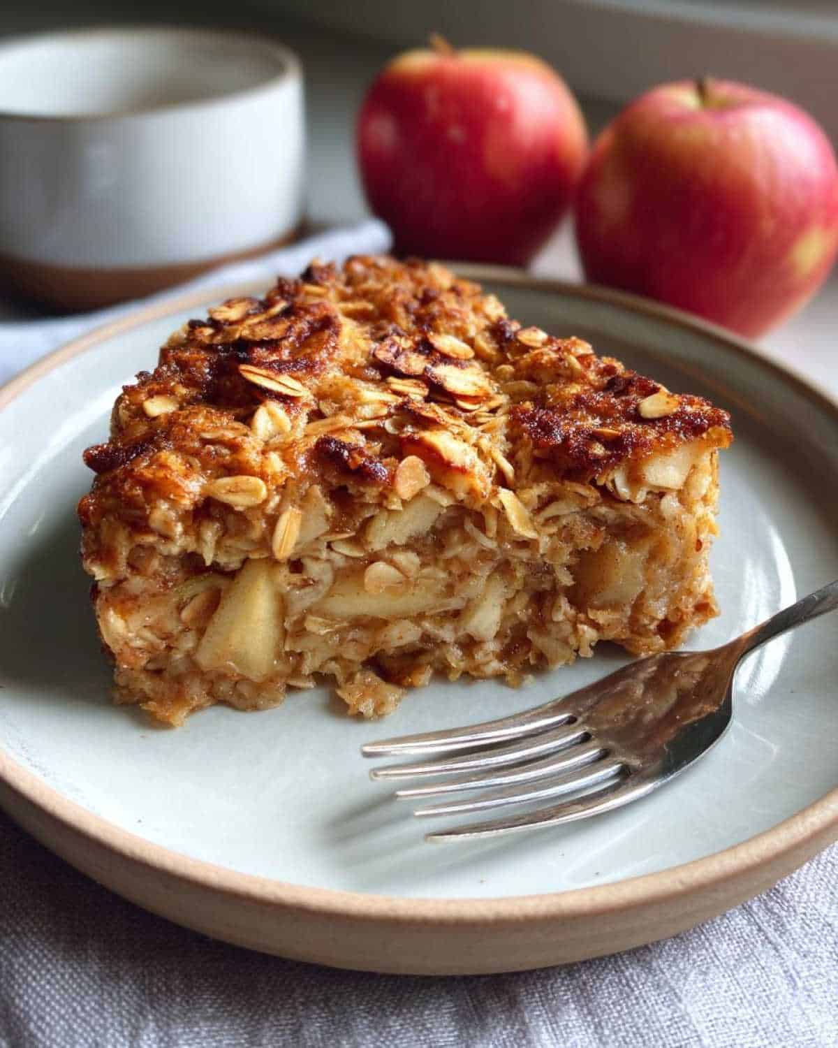 Apple Cinnamon Baked Oatmeal - detail 1