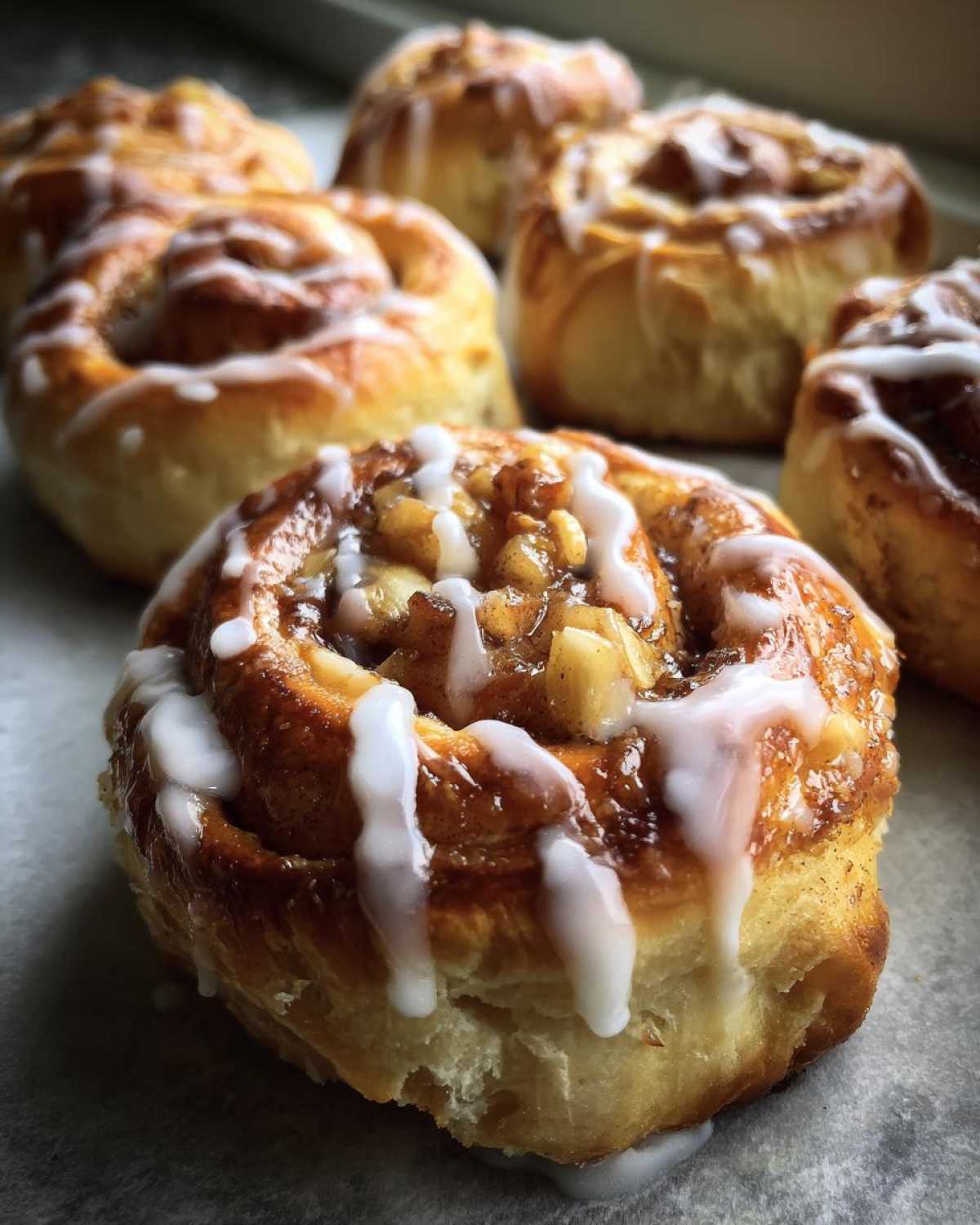 Apple Cinnamon Rolls - detail 2