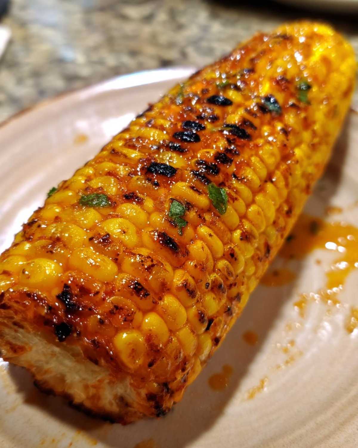 Grilled Corn on the Cob with Chili Lime Butter - detail 1