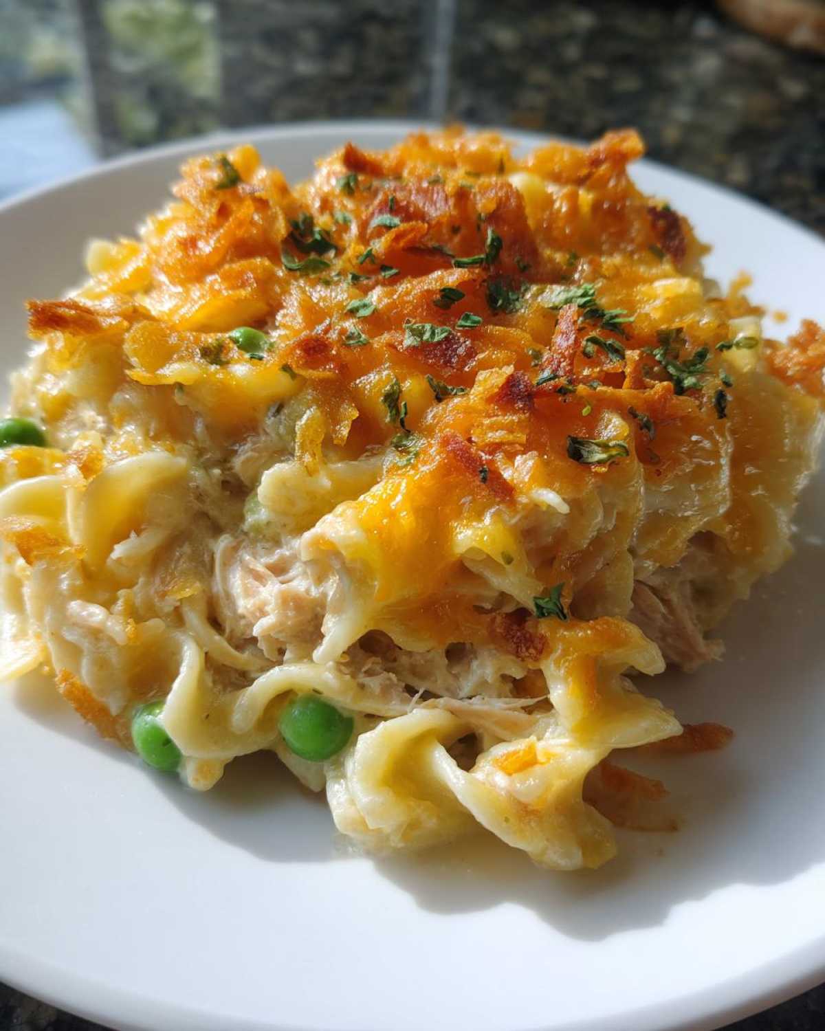 Slow cooker tuna noodle casserole - detail 1