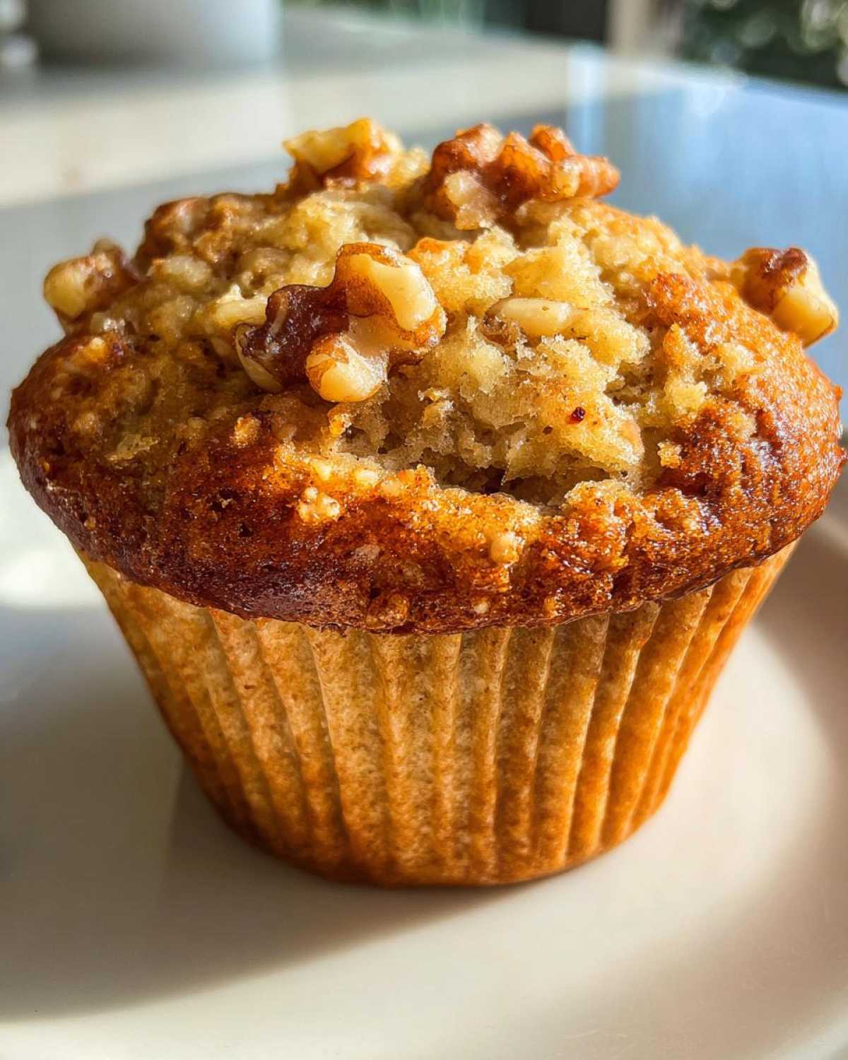 Banana walnut muffins - detail 1