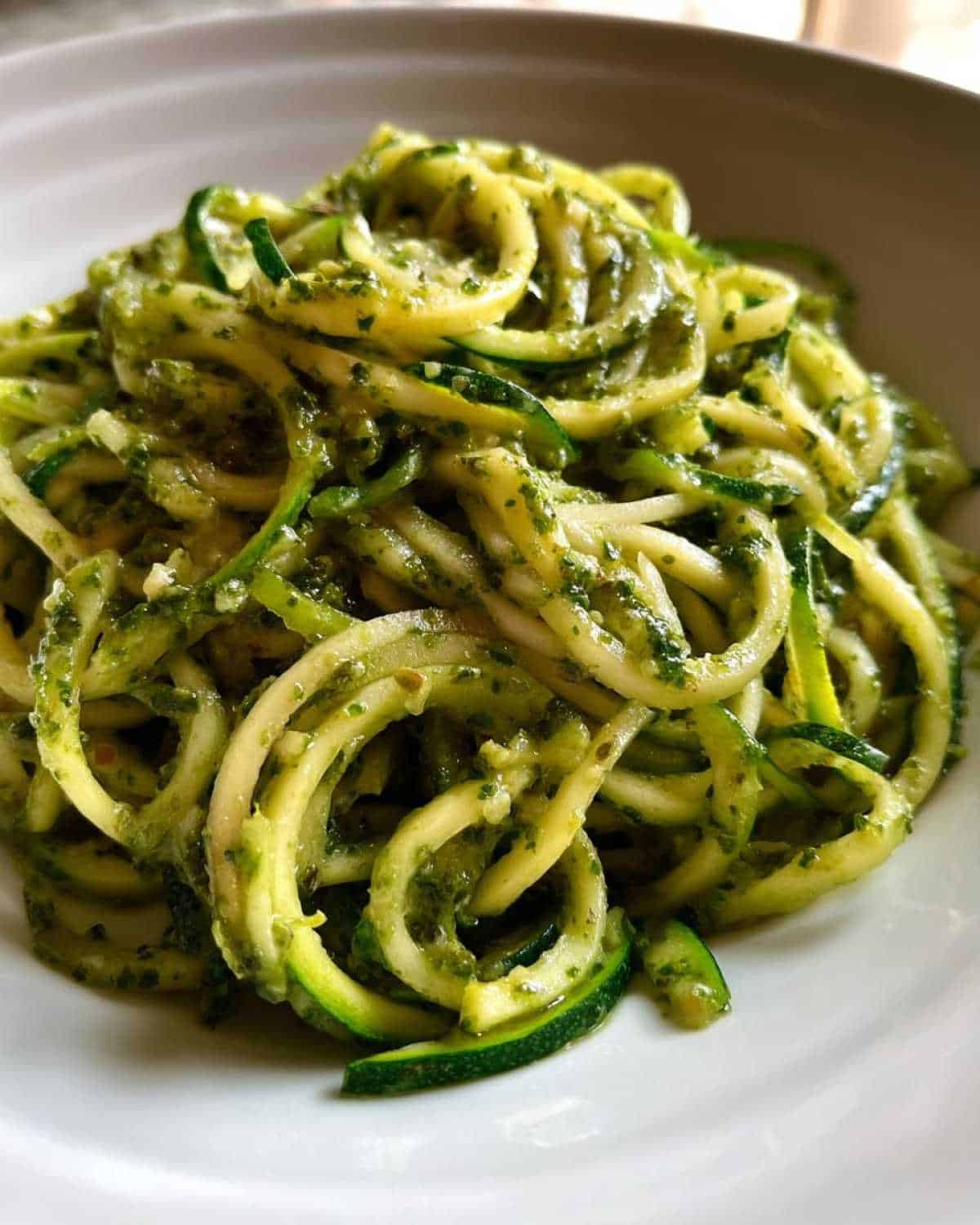 Quick Zucchini Noodles with Pesto - detail 1