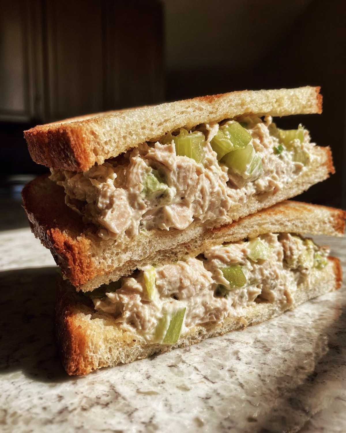 Tuna salad sandwich with celery - detail 4