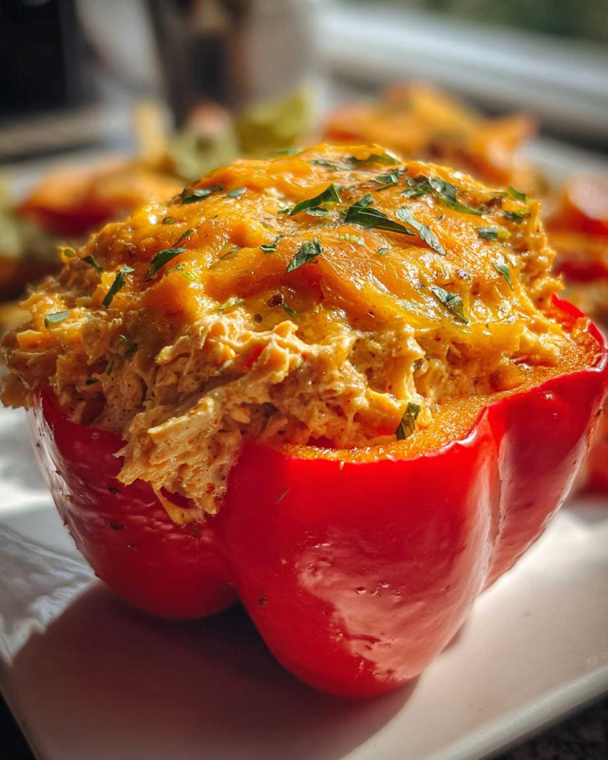 Tuna-stuffed bell peppers - detail 4
