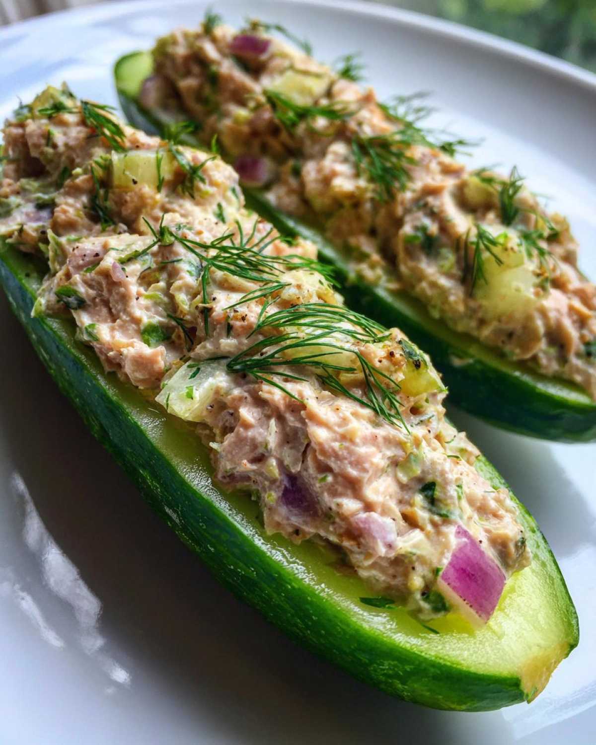 Tuna salad-stuffed cucumbers - detail 1