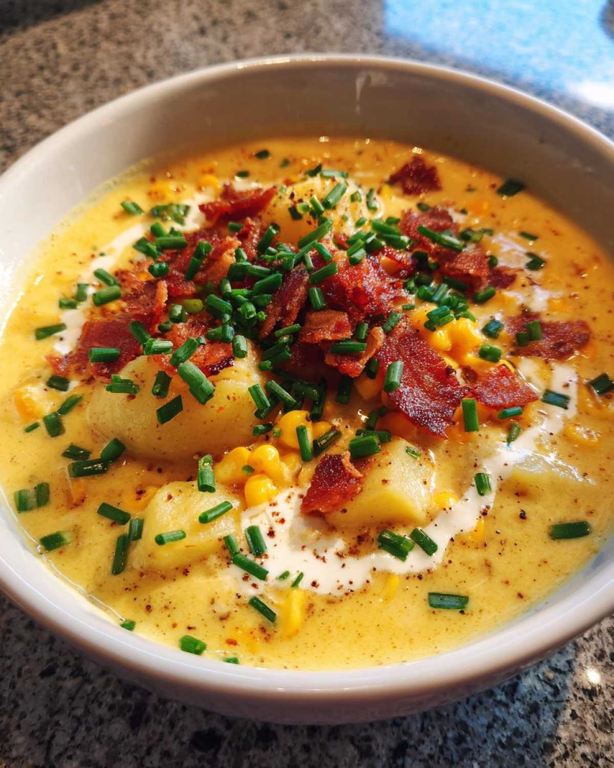 Creamy Corn Chowder - detail 1