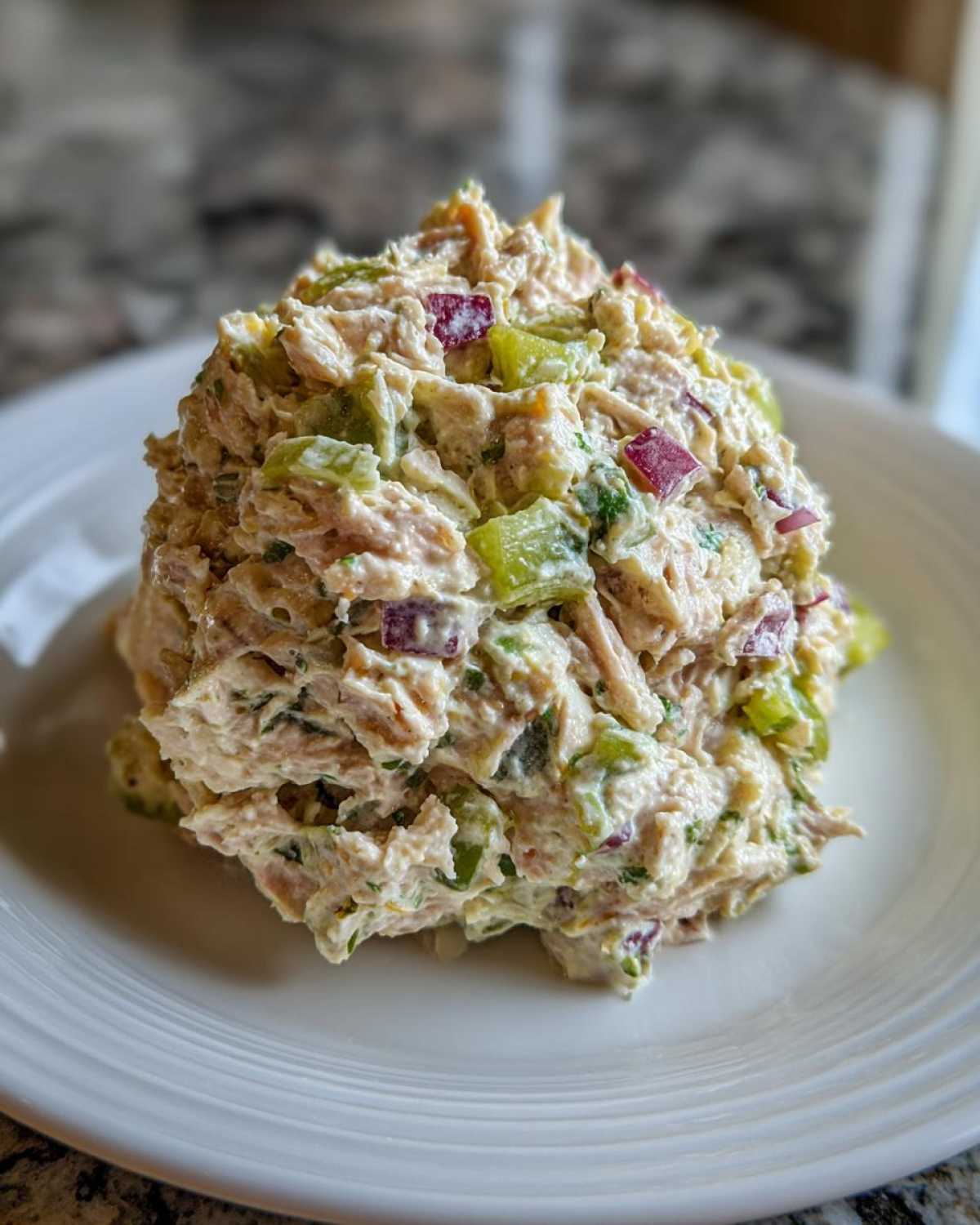 Classic tuna salad - detail 1