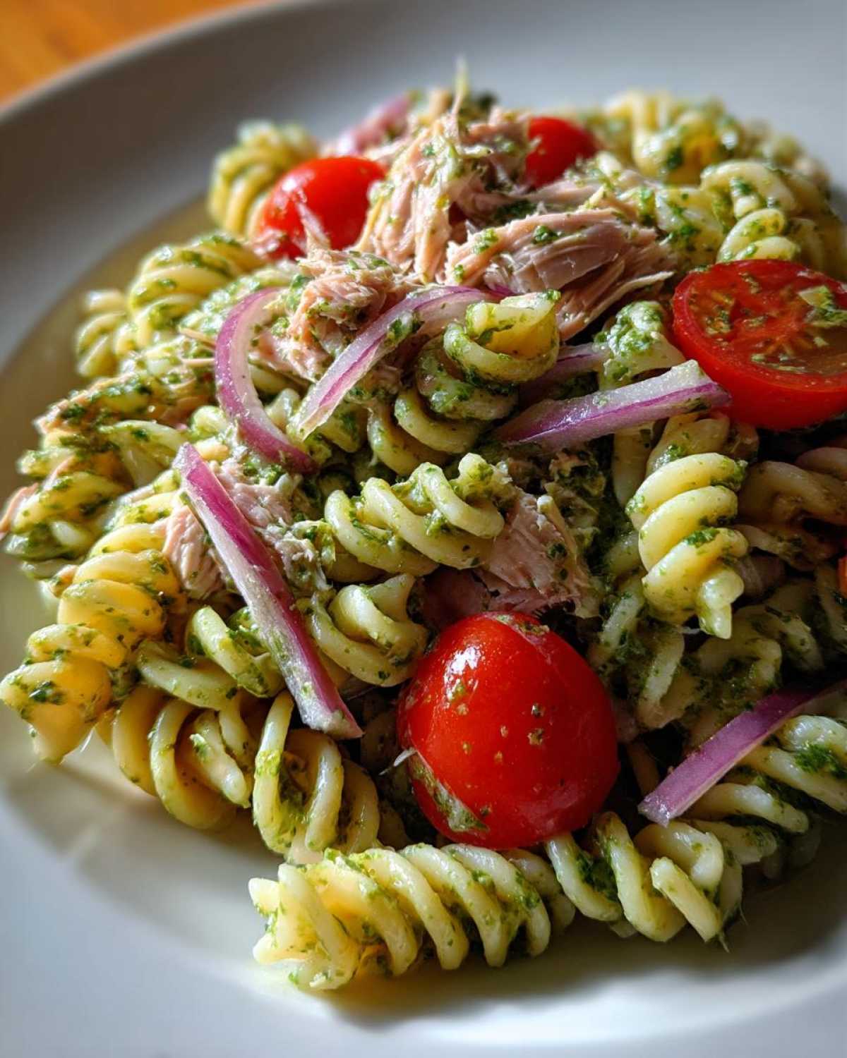 Pesto tuna pasta salad - detail 4