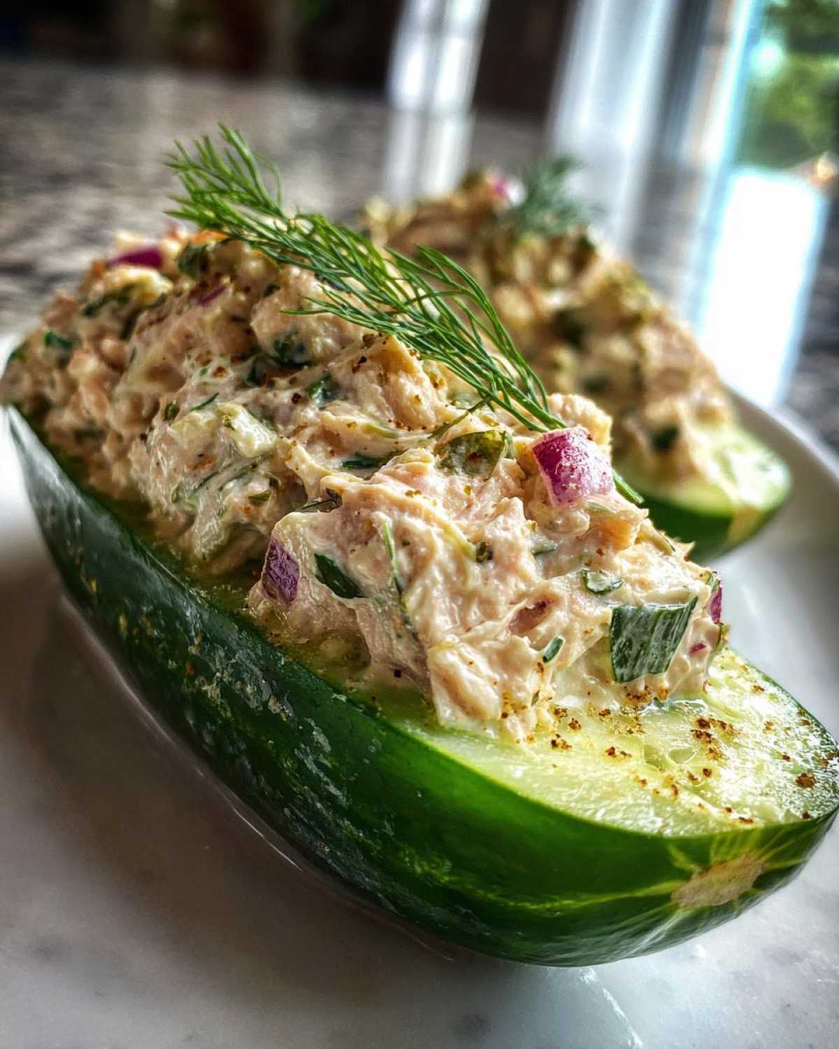 Tuna salad-stuffed cucumbers - detail 4