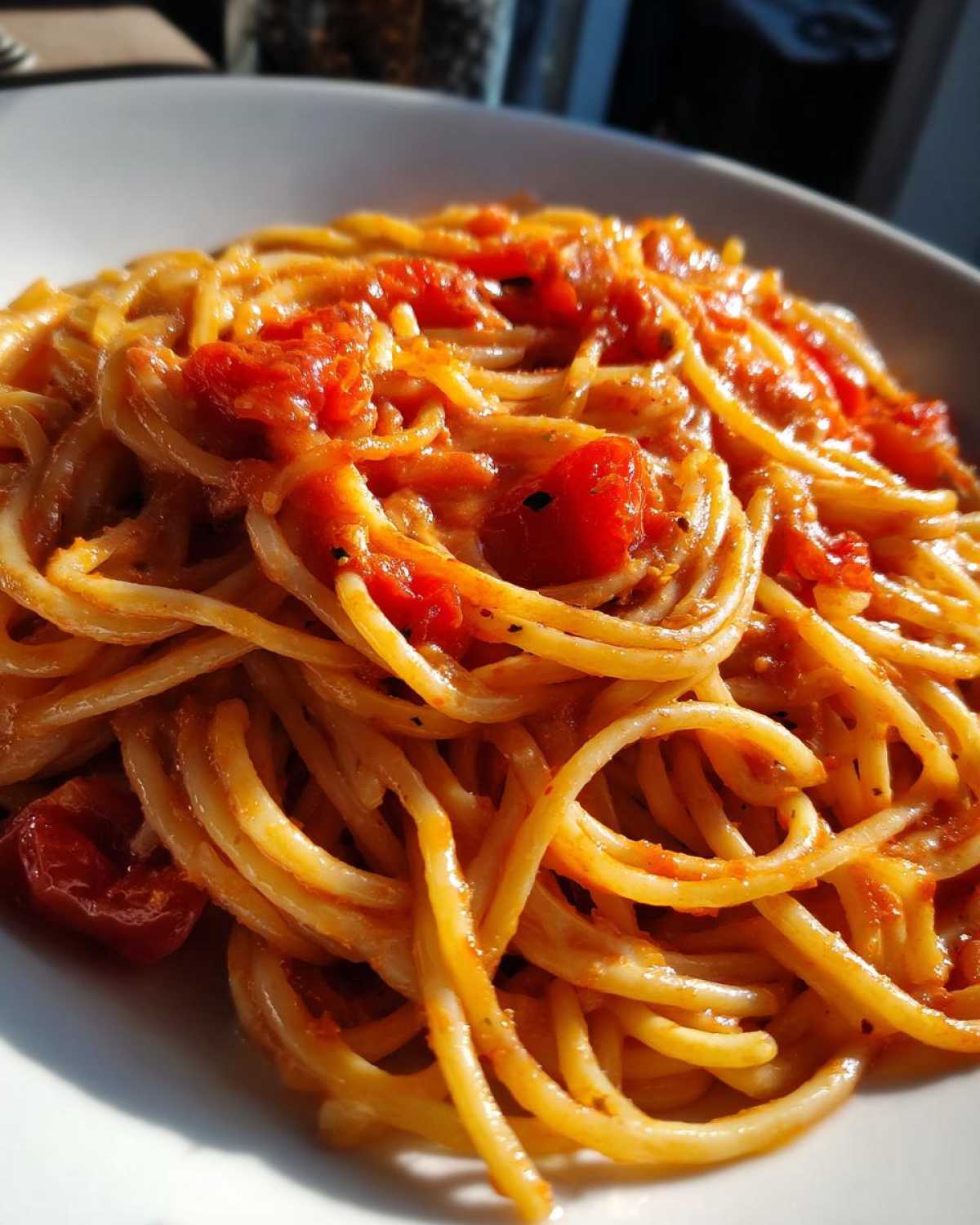 Easy One Pot Creamy Tomato Pasta - detail 3