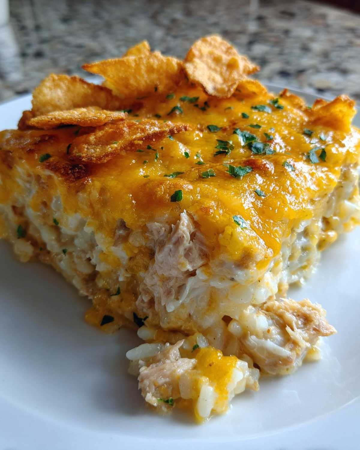 Tuna rice casserole - detail 4