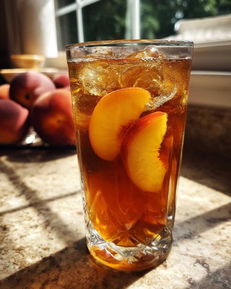 Homemade Fresh Peach Iced Tea: A Single Divine Sip